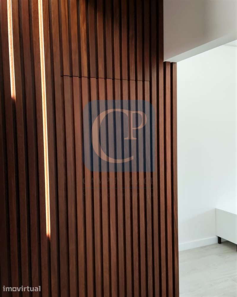 Apartamento T3 na Baixa do Porto - Grande imagem: 2/19
