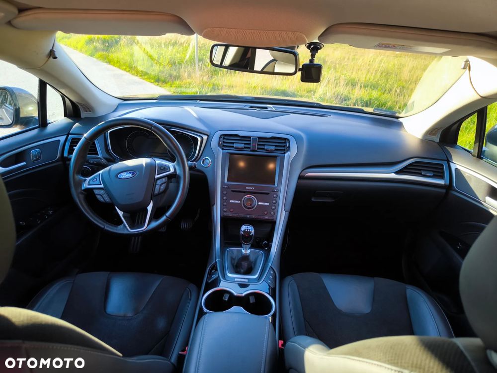 Ford Mondeo 2.0 TDCi Titanium - 22