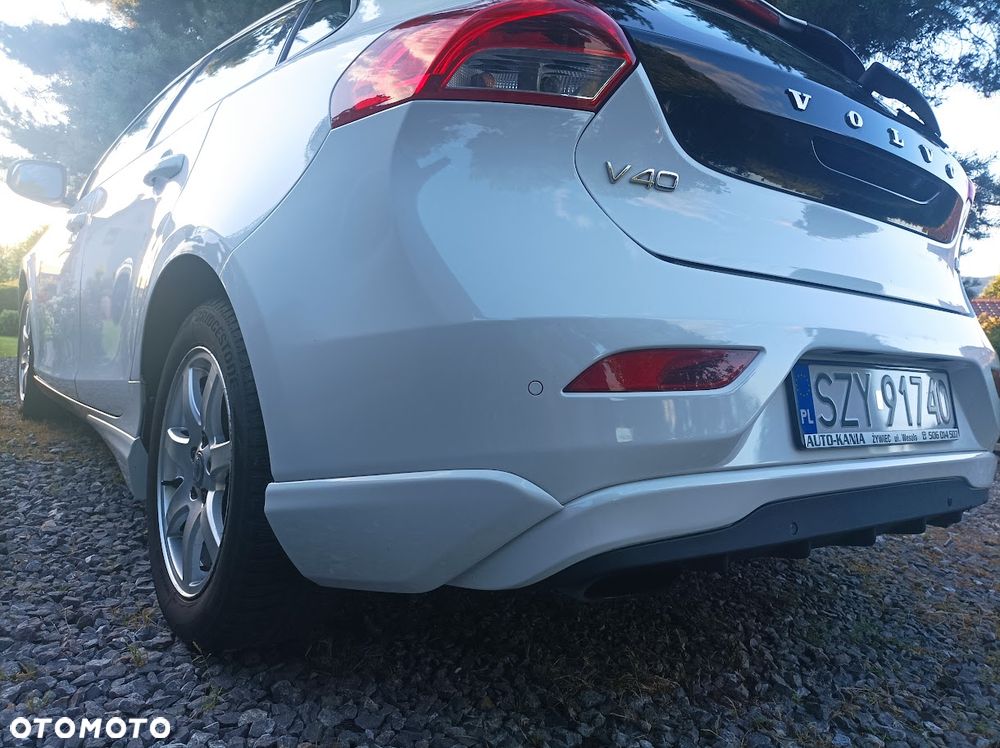 Volvo V40 D2 - 9