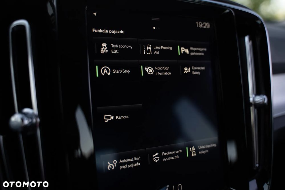 Volvo XC 40 D3 Momentum - 34