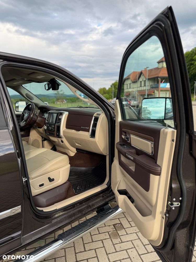 RAM 1500 Crew Cab Laramie - 19