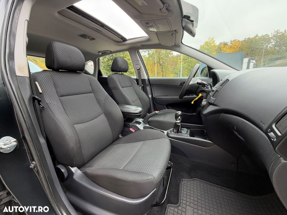 Hyundai i30 1.4 blue Comfort - 17