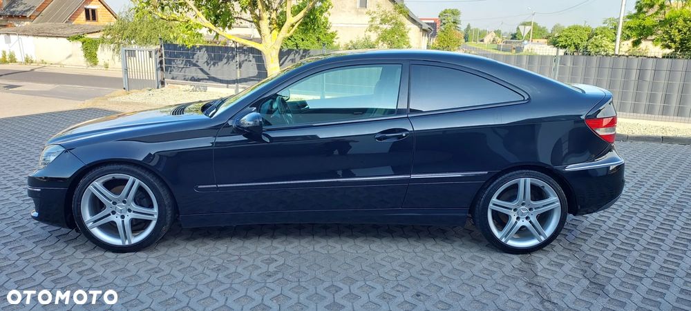 Mercedes-Benz CLC - 28