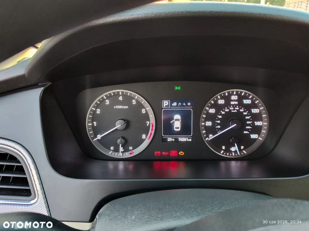 Hyundai Sonata - 10