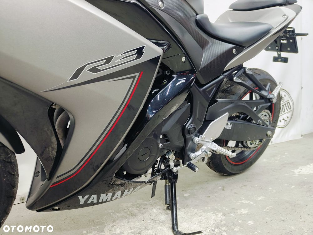Yamaha R3 - 21