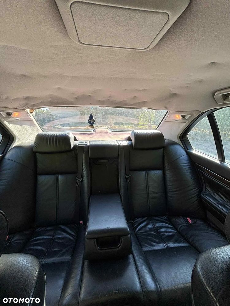 BMW Seria 7 - 20