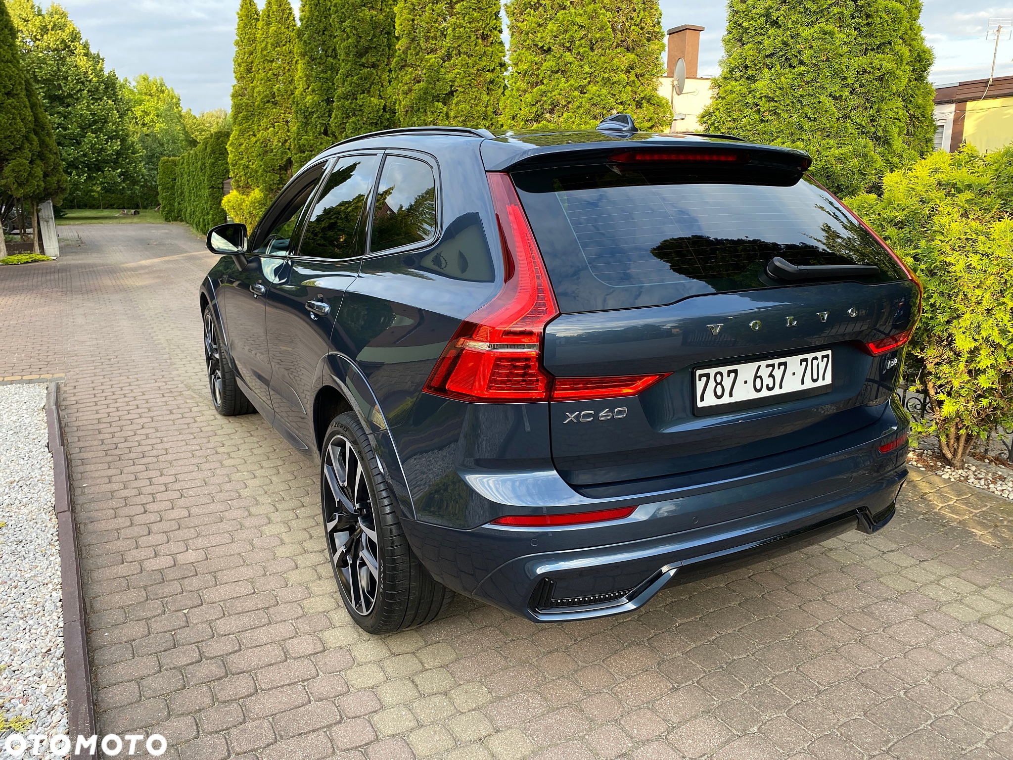 Volvo XC 60 B4 D Geartronic RDesign - 4