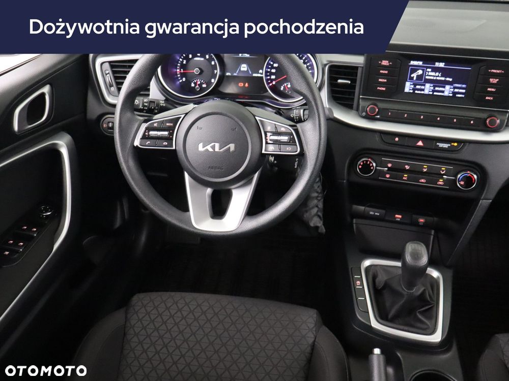 Kia Ceed - 9