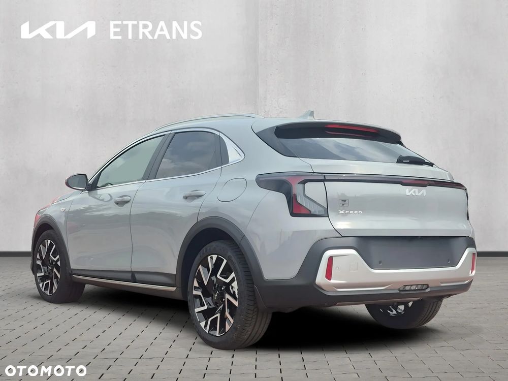 Kia XCeed 1.6 T-GDI M DCT - 3