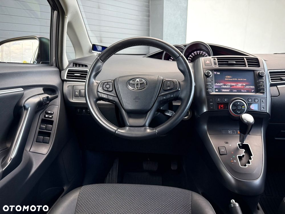 Toyota Verso 1.8 Premium MS - 12