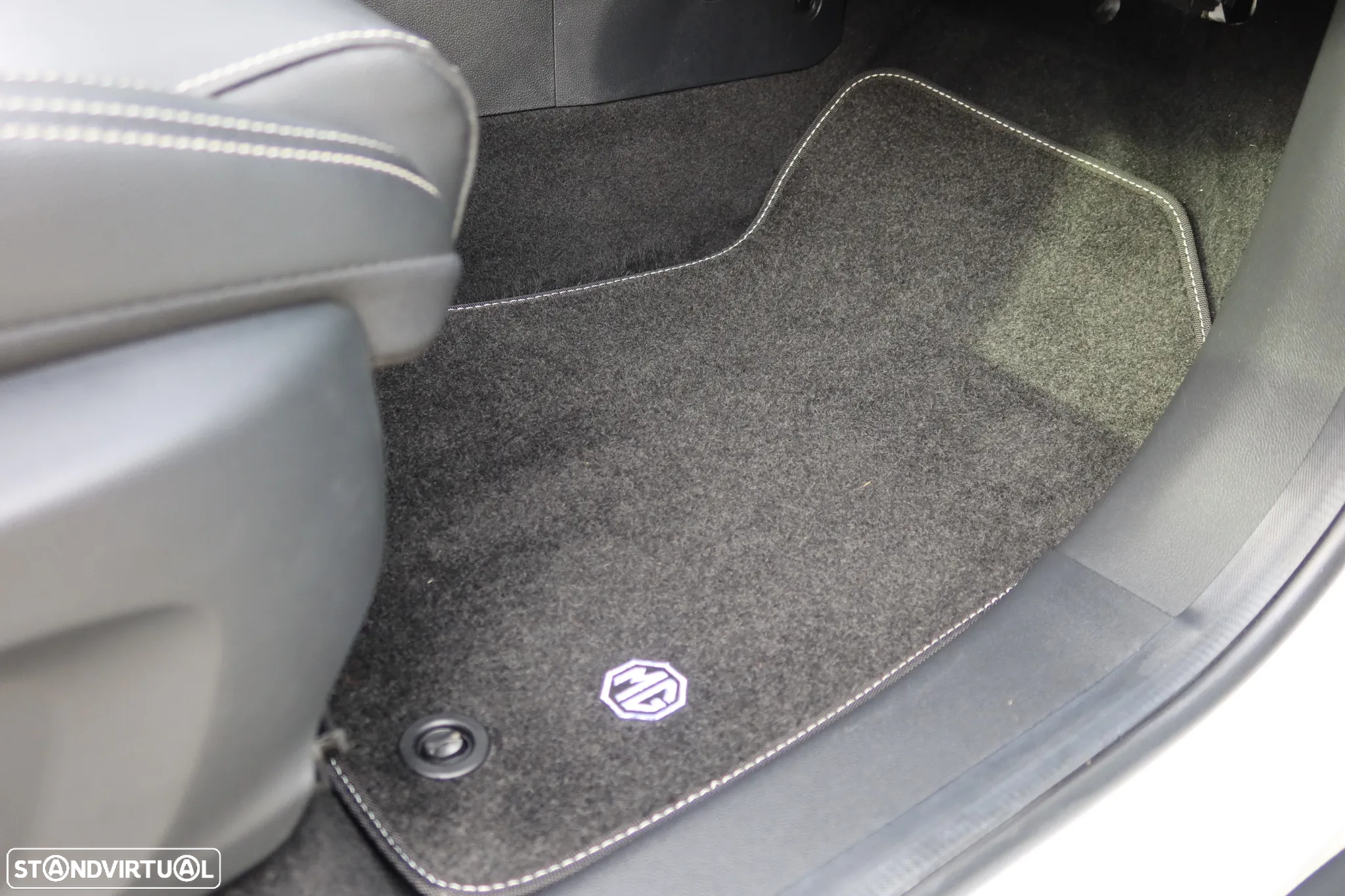 MG ZS EV Luxury - 27