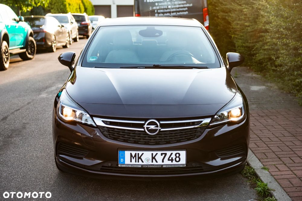 Opel Astra 1.4 Turbo Edition - 2