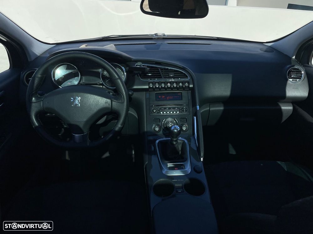 Peugeot 3008 1.6 HDi Executive - 11