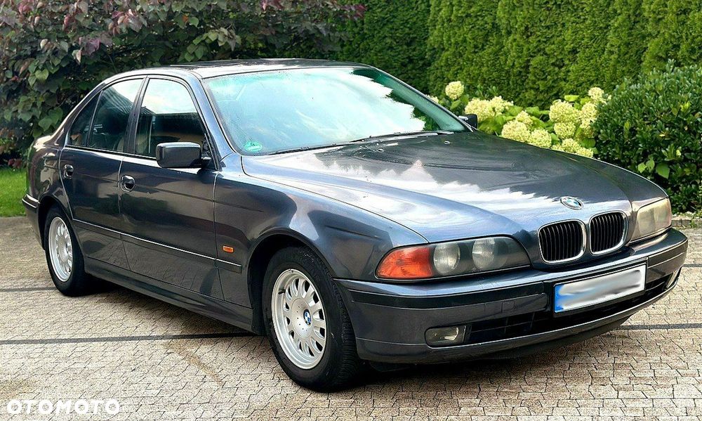 BMW Seria 5 - 16
