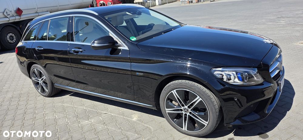 Mercedes-Benz Klasa C 300 e 9G-TRONIC Avantgarde - 3