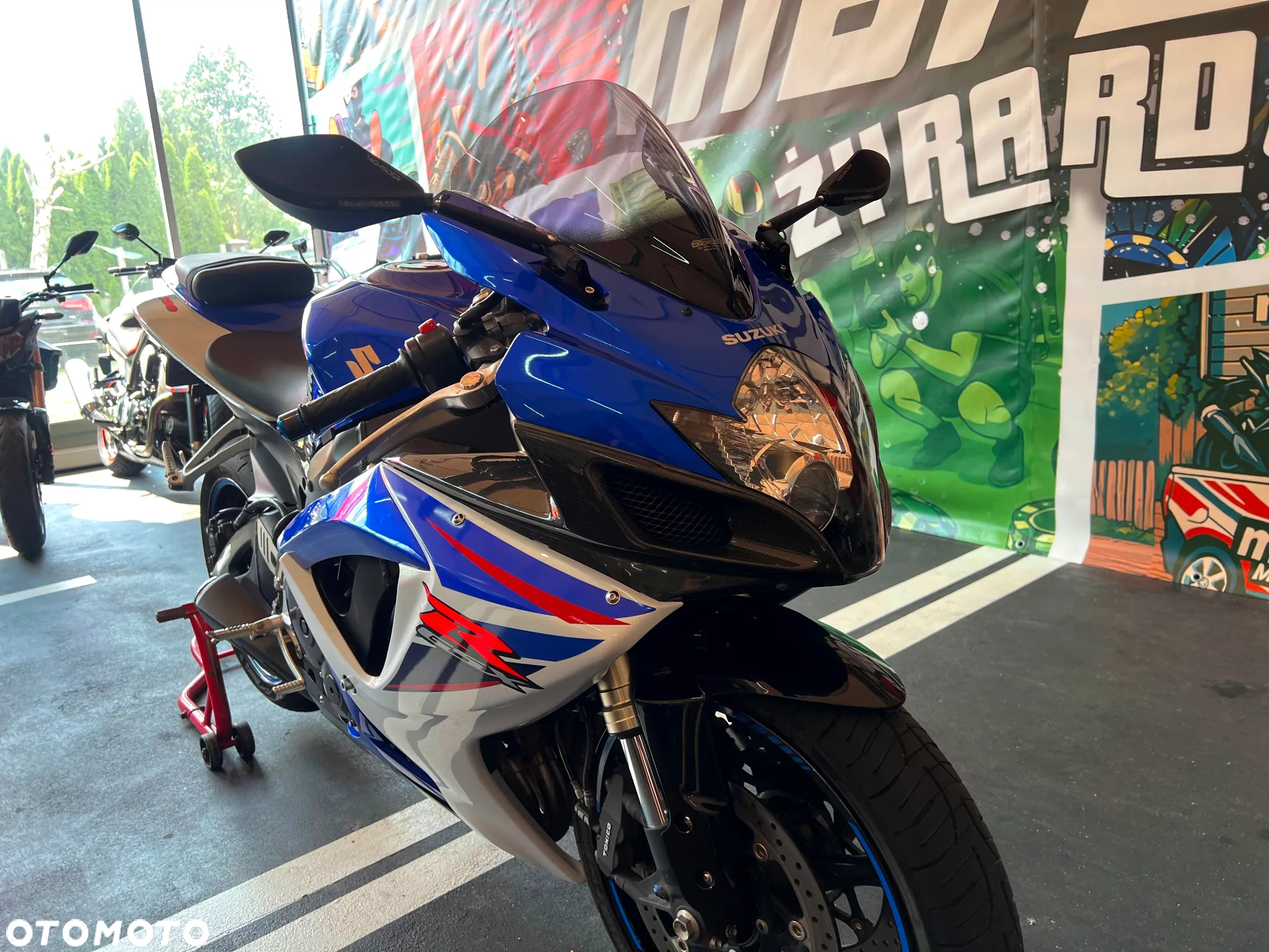 Suzuki GSX-R - 7