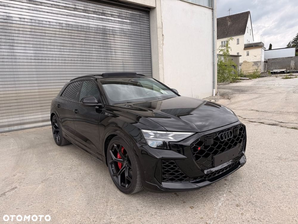 Audi RS Q8 TFSI quattro tiptronic Performance - 11