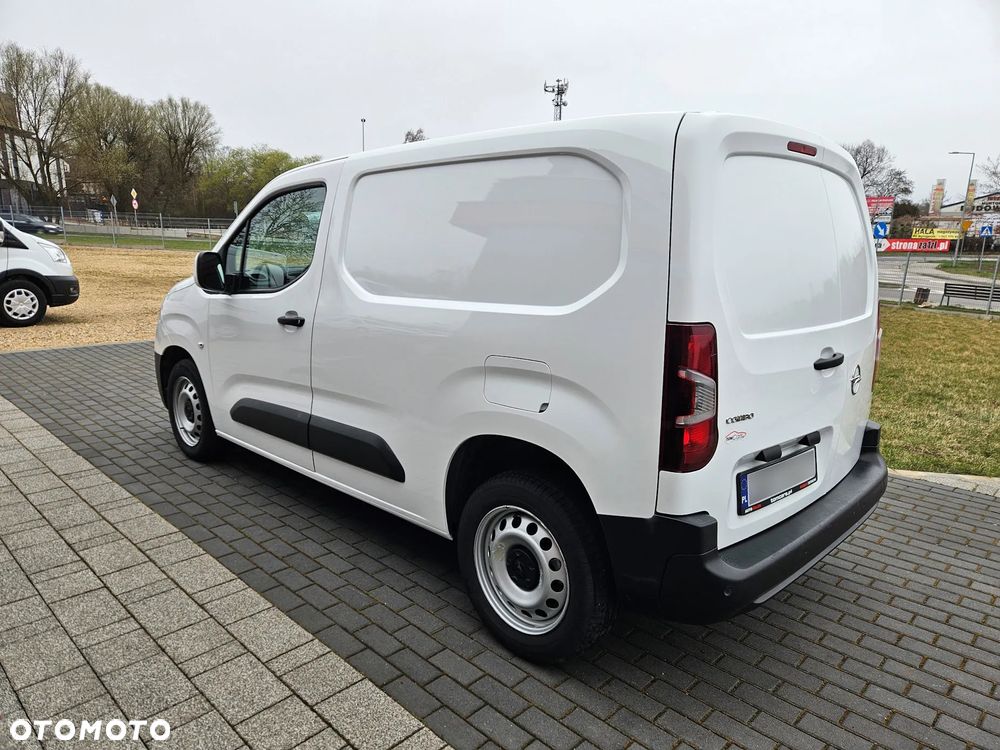 Opel COMBO 1.5CDTI 102KM - 4