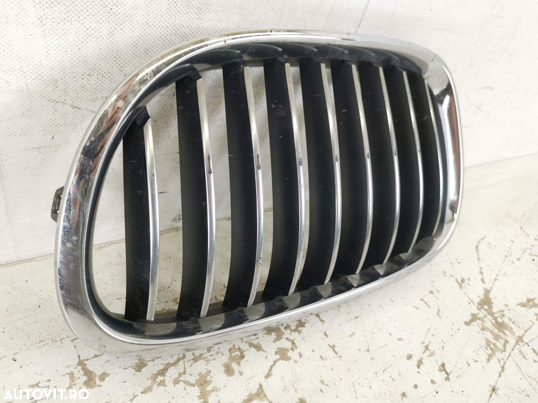 Grila Radiator Nara Stanga BMW Seria 7 F01/F02 2008 2009 2010 2011 201 - 2