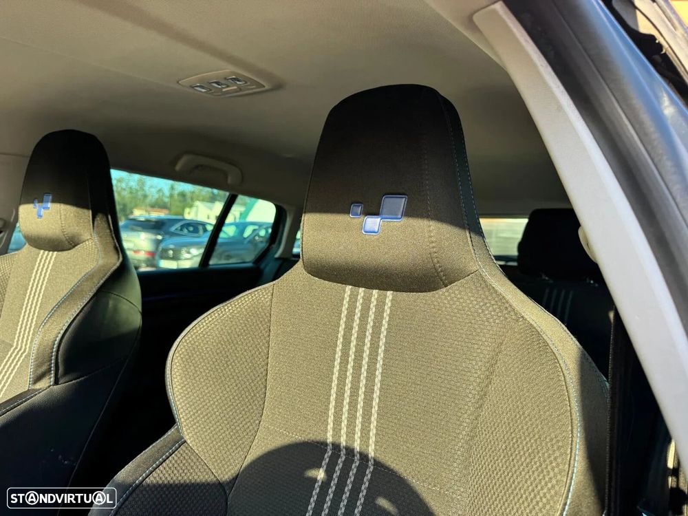 Renault Mégane Sport Tourer 1.5 Blue dCi GT Line - 27