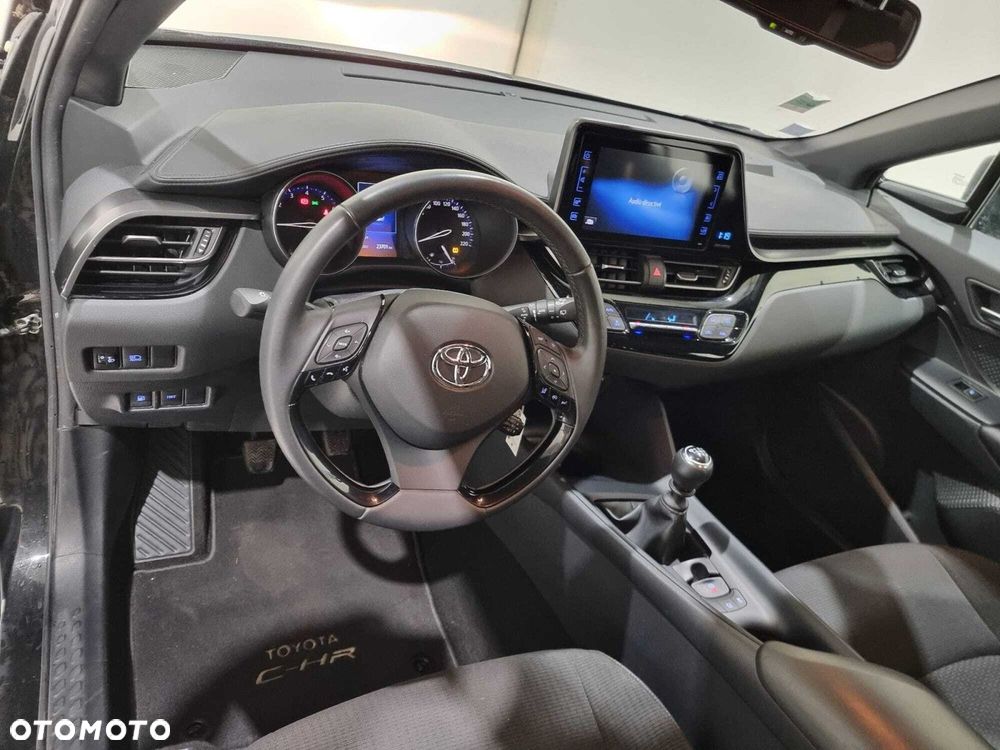 Toyota C-HR - 18