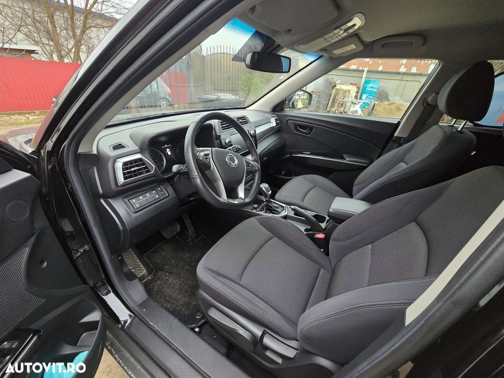 SsangYong Tivoli Grand - 7