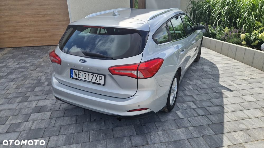 Ford Focus 1.0 EcoBoost Trend Edition - 5