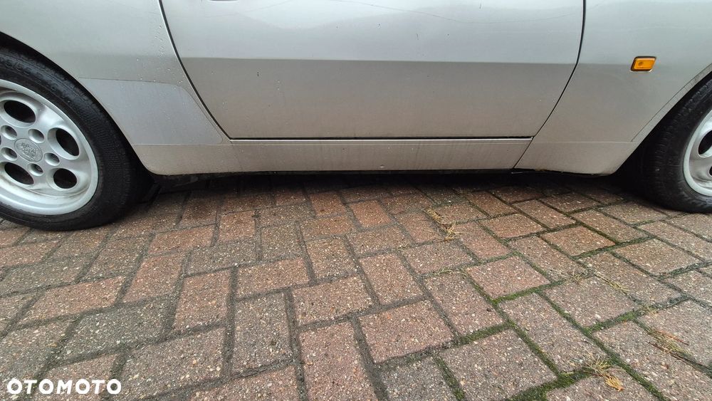Porsche 944 - 12