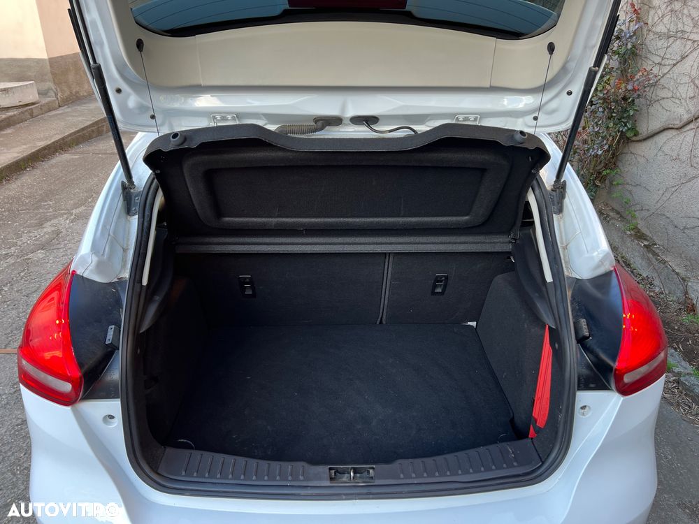 Ford Focus 1.5 EcoBlue Trend Edition - 6