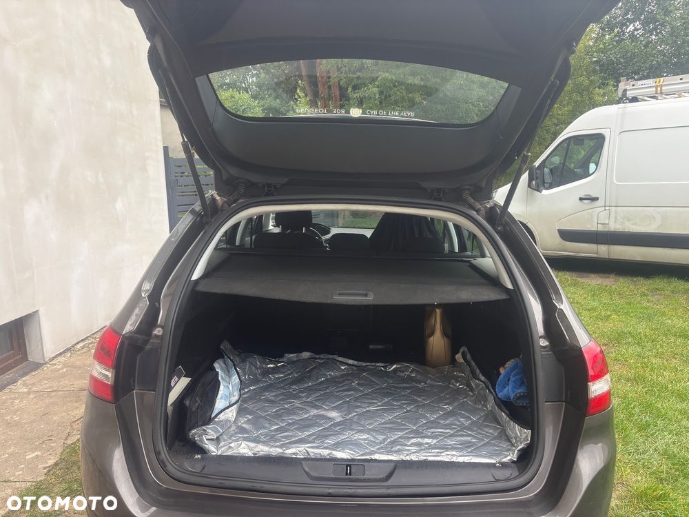 Peugeot 308 - 6