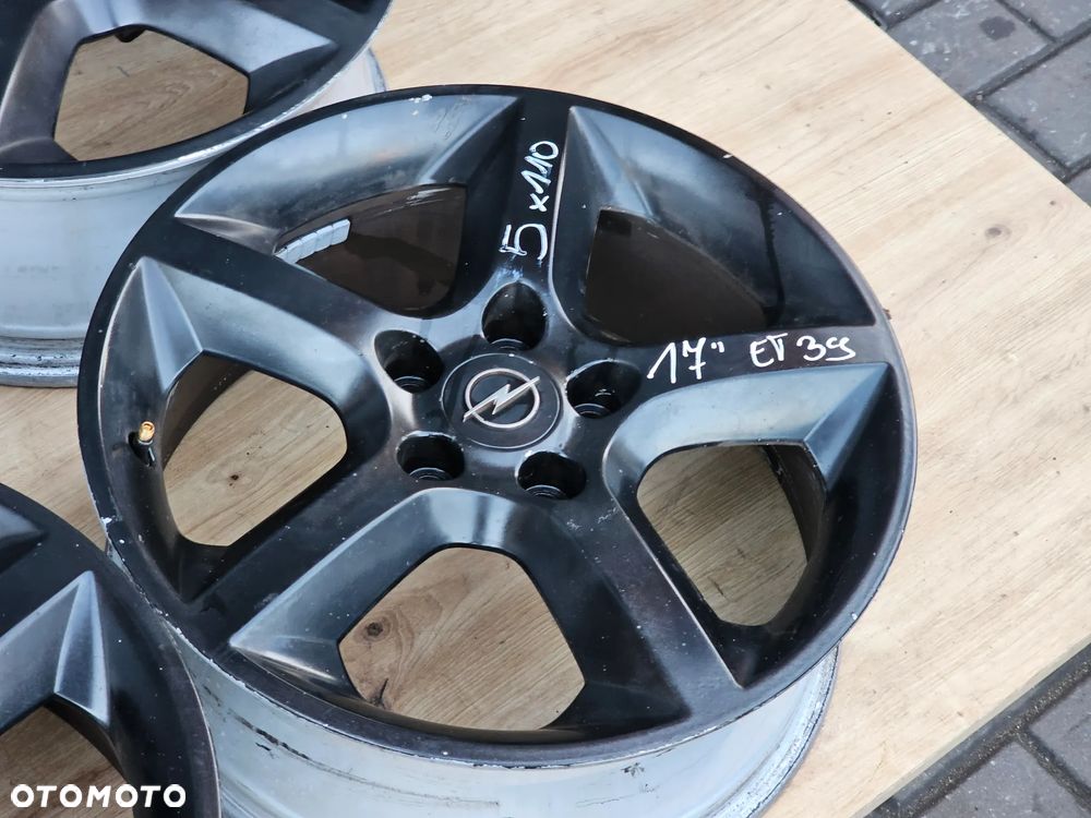 KOŁA FELGI ALUMINIOWE OPEL VECTRA ASTRA ZAFIRA SIGNUM MERIVA 17 cali 5x110 ET39 - 9