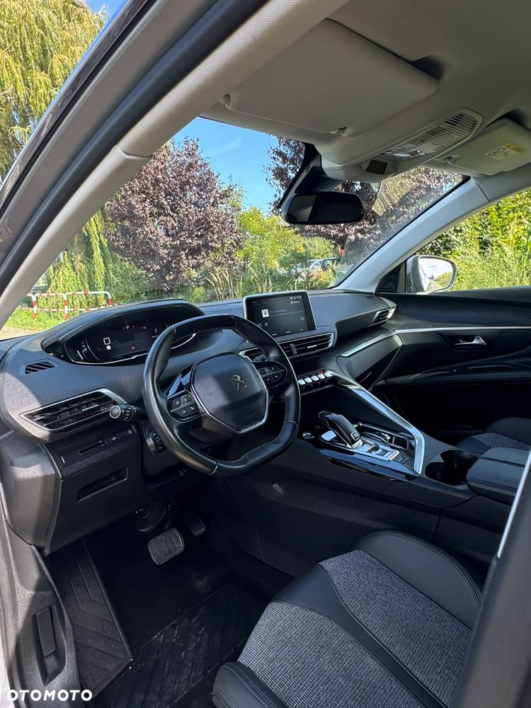 Peugeot 3008 - 22