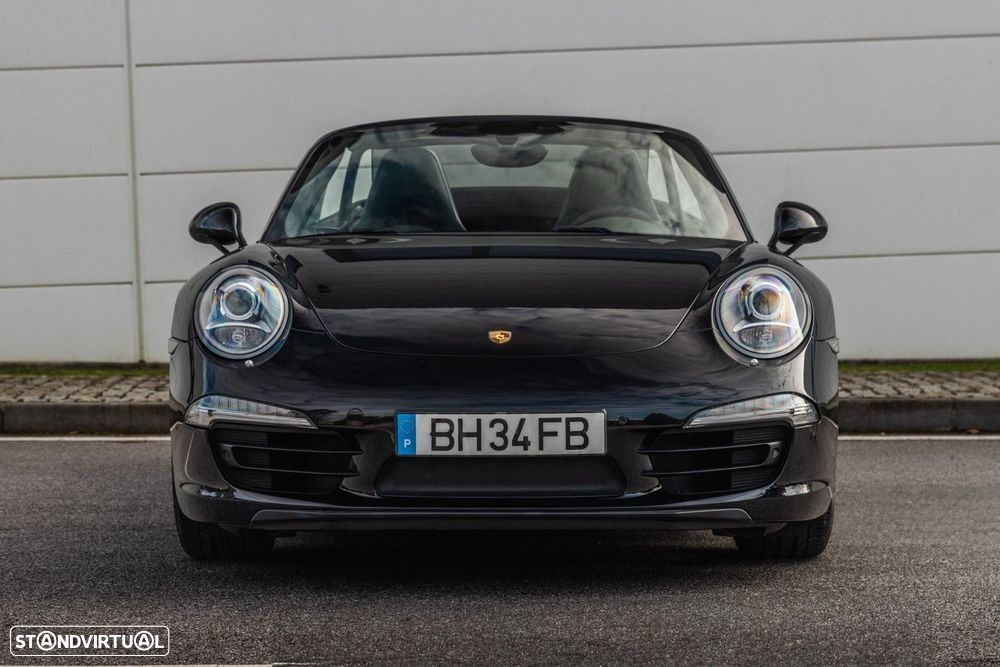 Porsche 911 (991) Carrera 4 Cabriolet PDK Black Edition - 6