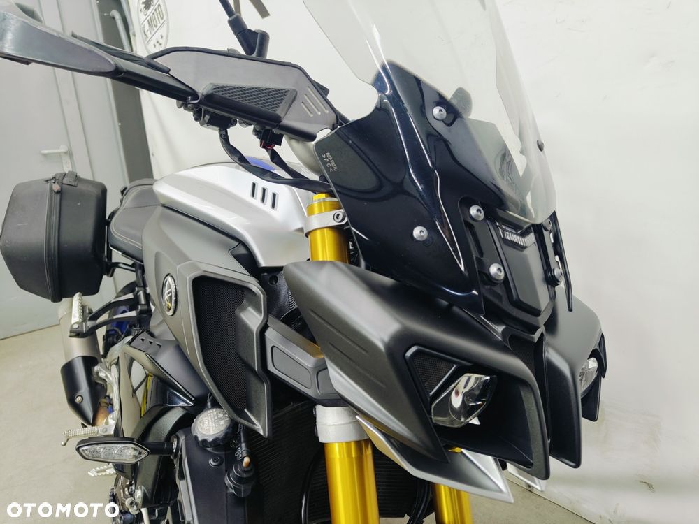 Yamaha MT - 5