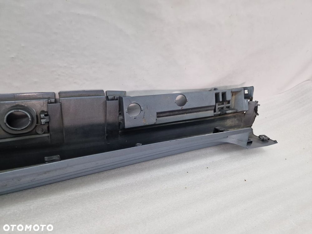 TOYOTA COROLLA E21 SEDAN 18- PRAWA LISTWA PROGOWA / NAKŁADKA PROGU , NR 75850-02230 , NR AUKCJI PR352 - 13