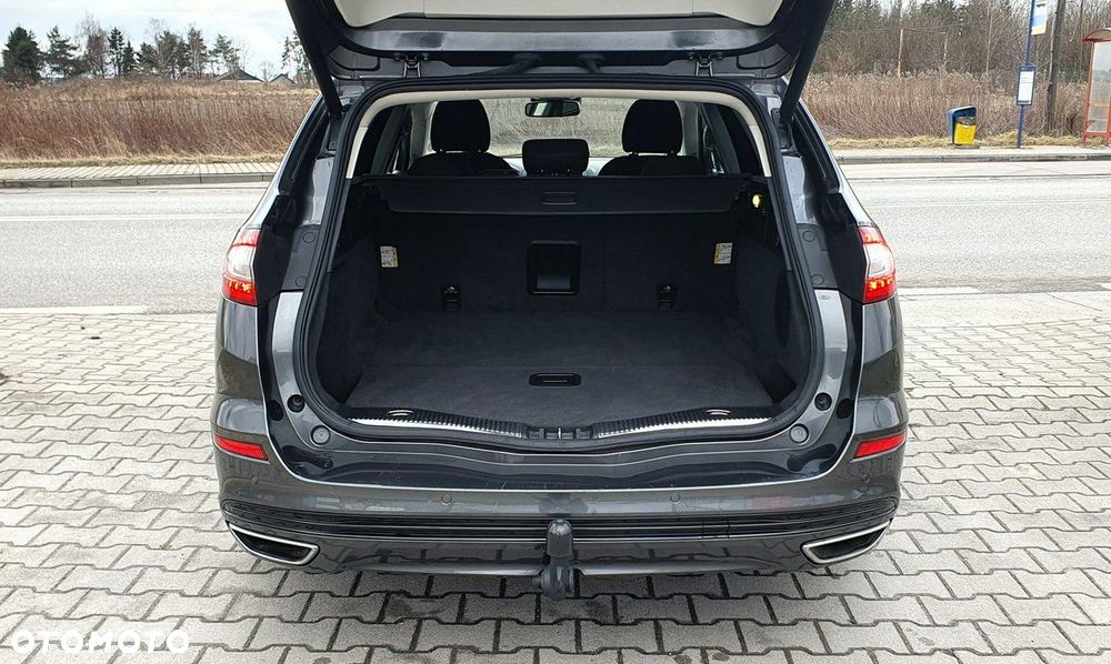 Ford Mondeo - 31