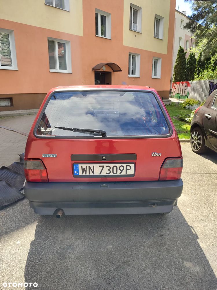 Fiat Uno 899 - 4