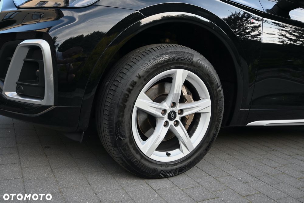 Audi Q5 40 TDI quattro S tronic S line - 38