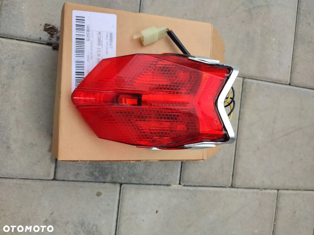 Lampa tył MV Agusta Brutale - 1