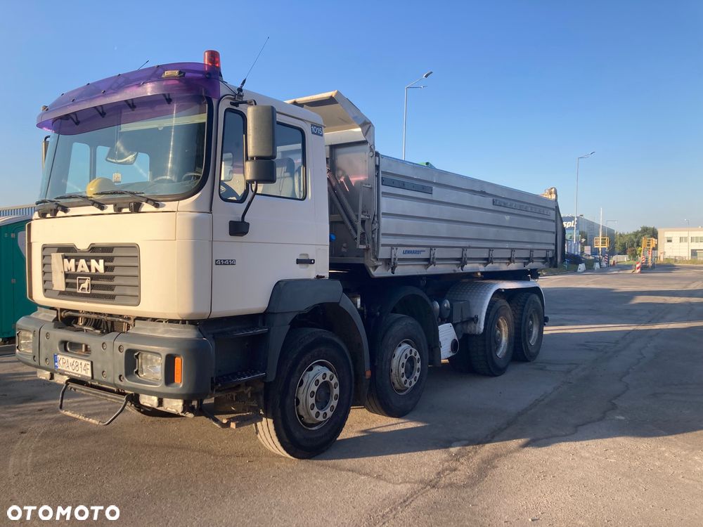MAN F2000 - 1
