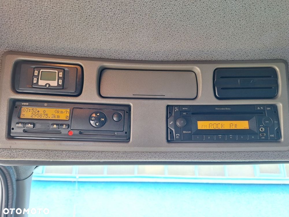 Versalift Atego 1323 - 28