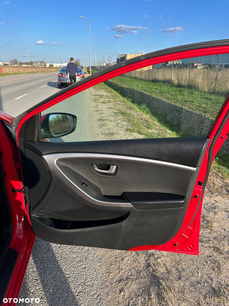 Hyundai i30 1.4 Style - 11