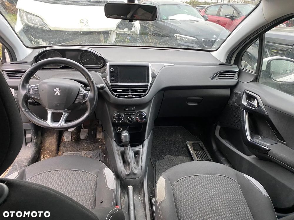 Peugeot 208 1.6 BlueHDi Active - 4