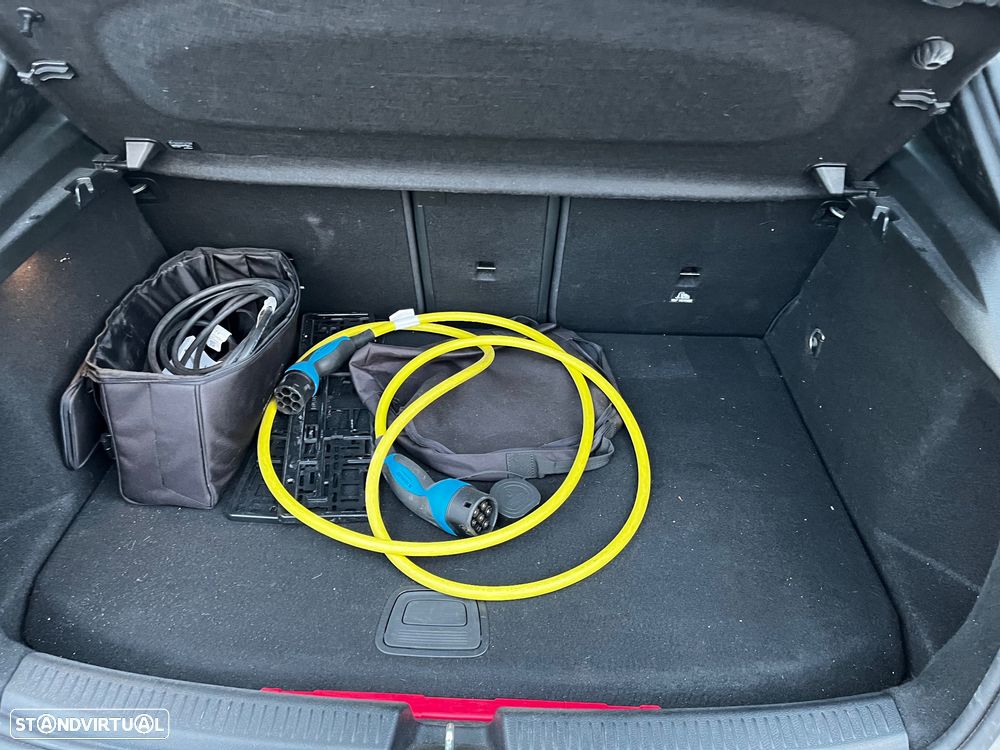 Mercedes-Benz A 250 e 8G-DCT Progressive Advanced - 11