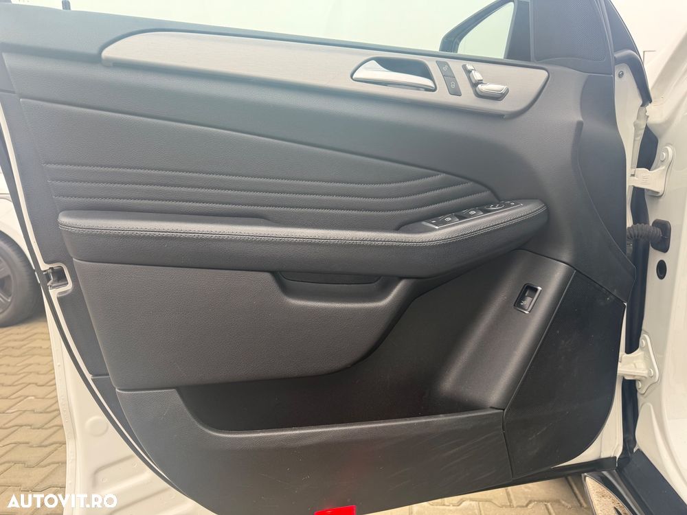 Mercedes-Benz GLE 350 d 4MATIC - 13