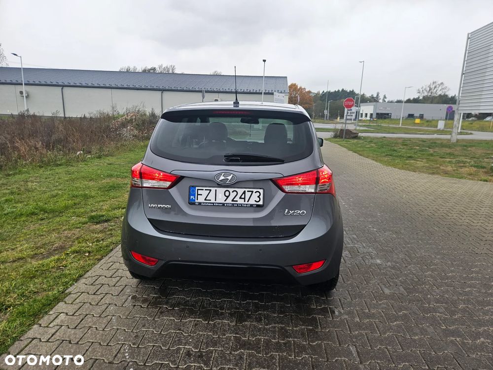 Hyundai ix20 - 6