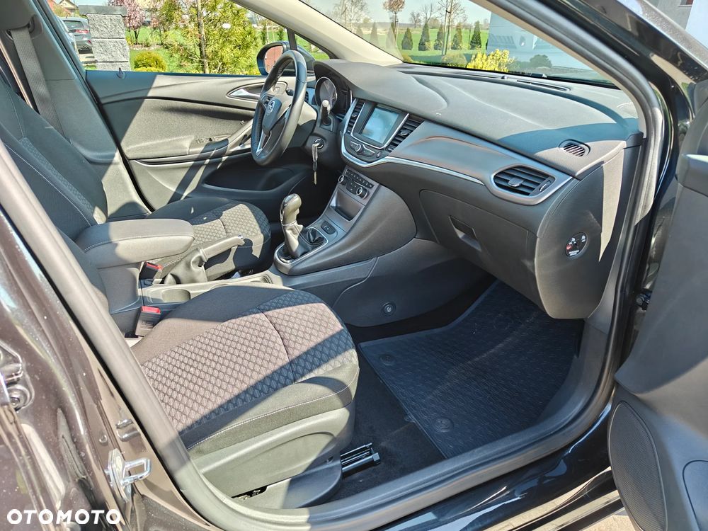 Opel Astra 1.4 T Enjoy - 6