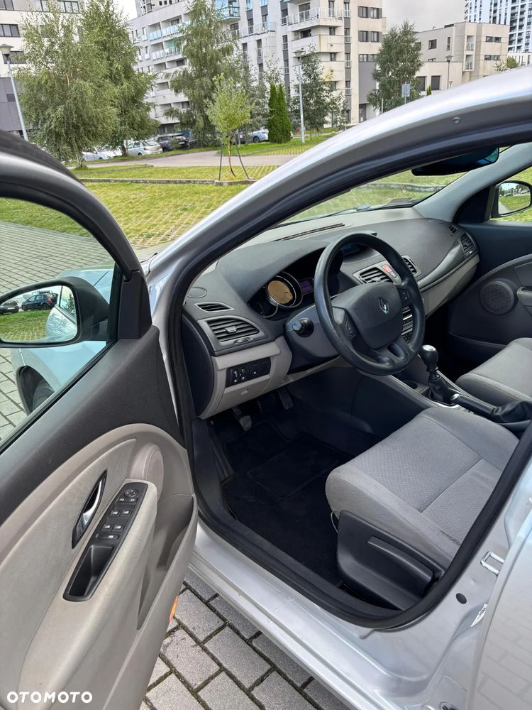 Renault Megane 1.5 dCi Authentique - 8