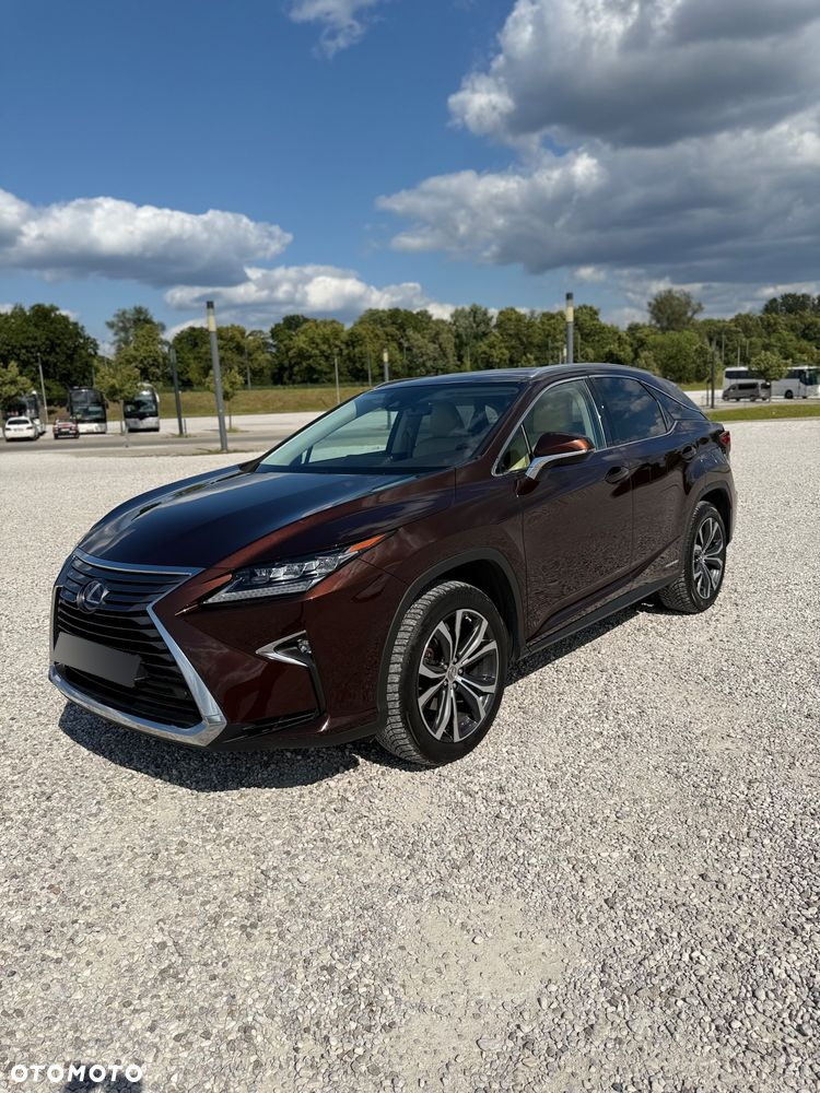 Lexus RX - 8