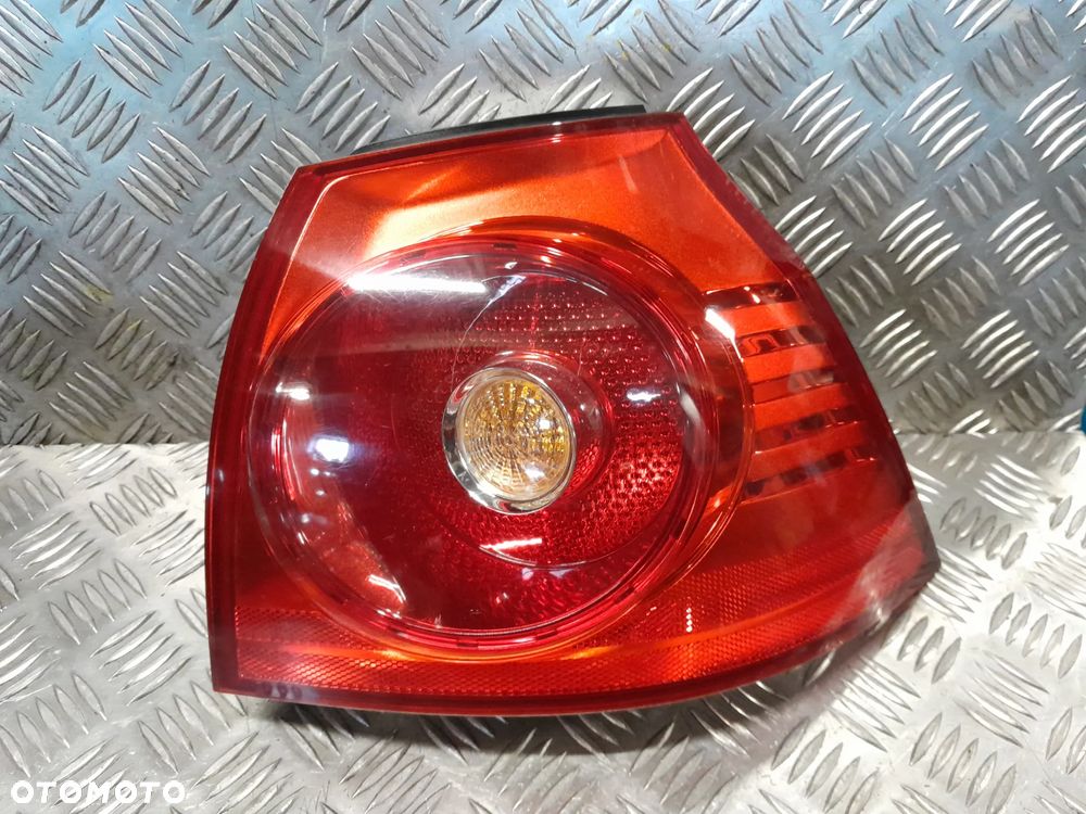 Lampa tylna prawa VW Golf V 03-09r. Europa - 1